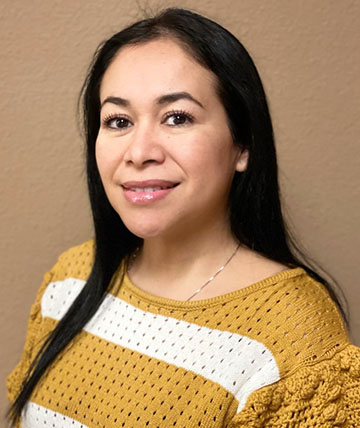 Gaby - Dental Assistant